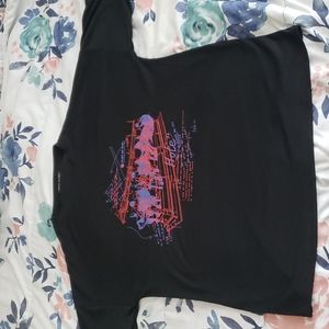 Graphic t-shirt